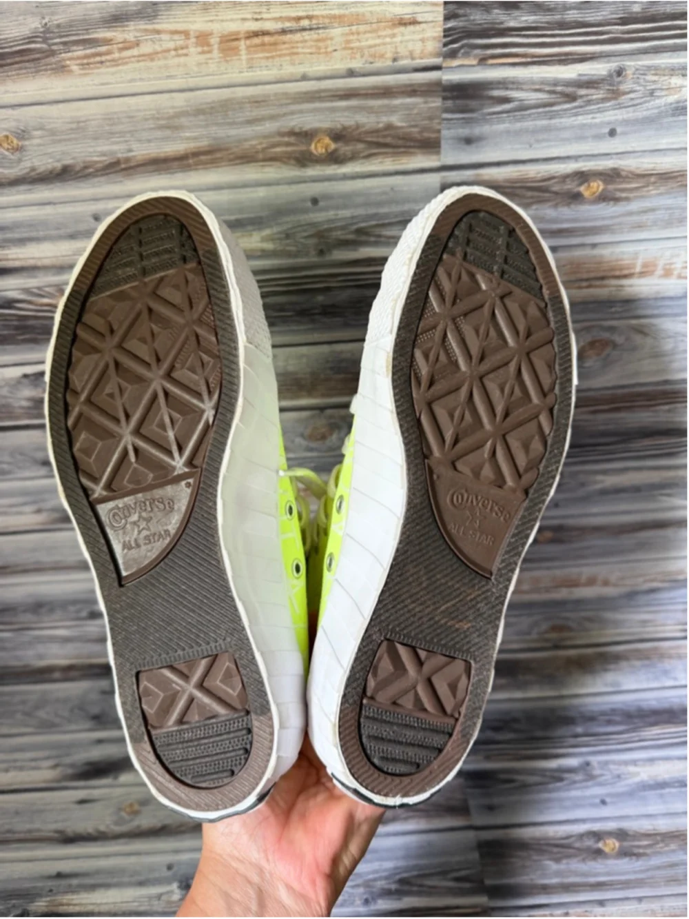Converse UNT1TL3D High Not A Chuck Volt youth Sneaker Size 5 Hi vis green